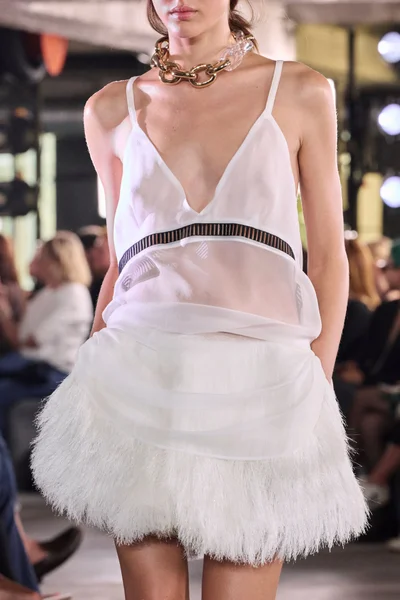 Look 95